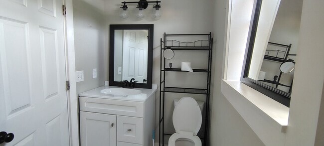 Photo - 112 W Park St Unit 112 W Park #2