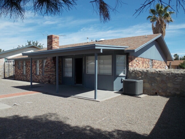 Photo - 1525 Bob Smith Dr