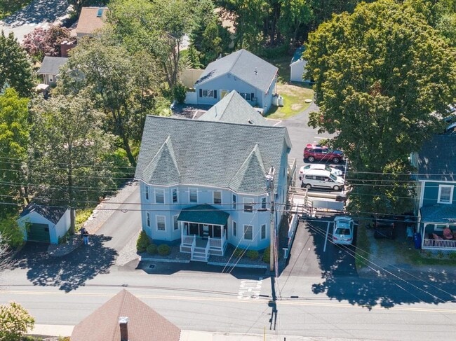 Photo - 20-22 Whipple Rd