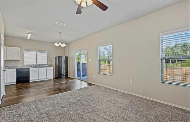 Photo - 612 N Wofford St