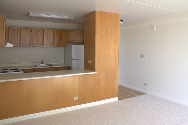Building Photo - 2522 Date St Rental