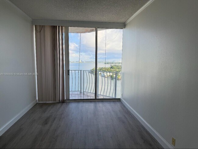 Photo - 7601 E Treasure Dr Unit PH112