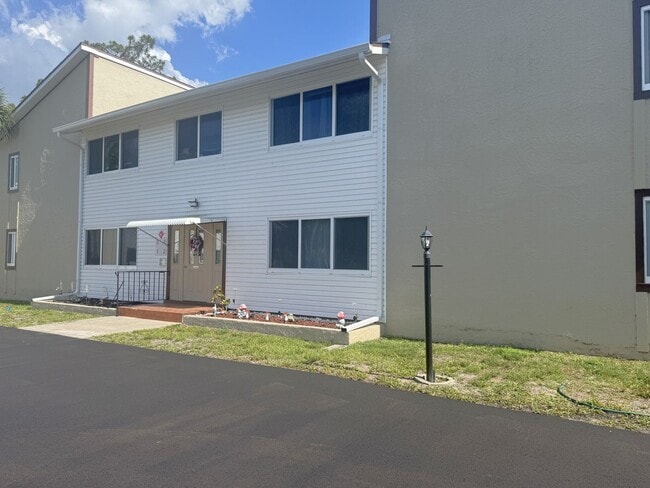 Photo - 2 Bedroom, 2 Bath Condo Available Soon! Unit 22481 Westchester Blvd A4