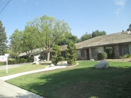Photo - NW - CUSTOM HOME WITH POOL!!