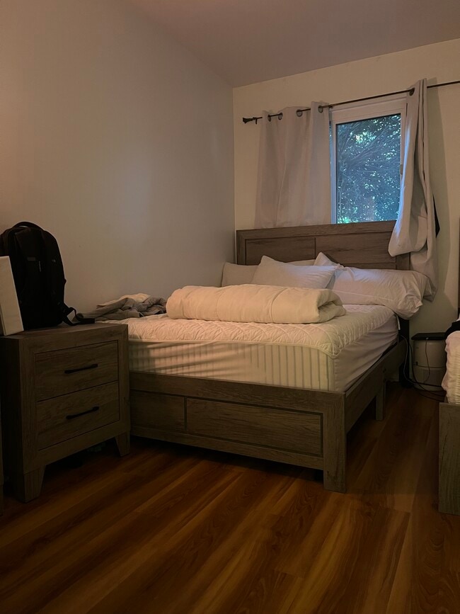 Photo - 9705 Kings Crown Ct Unidad 1 Rental