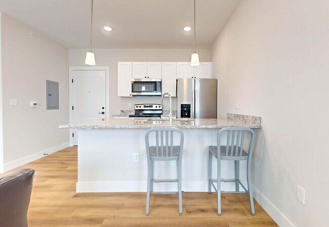 Photo - 305 W Washington