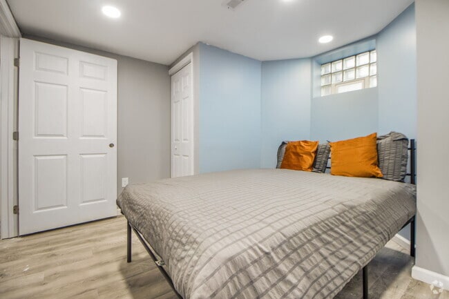 Building Photo - 6106 Maylane Dr Rental