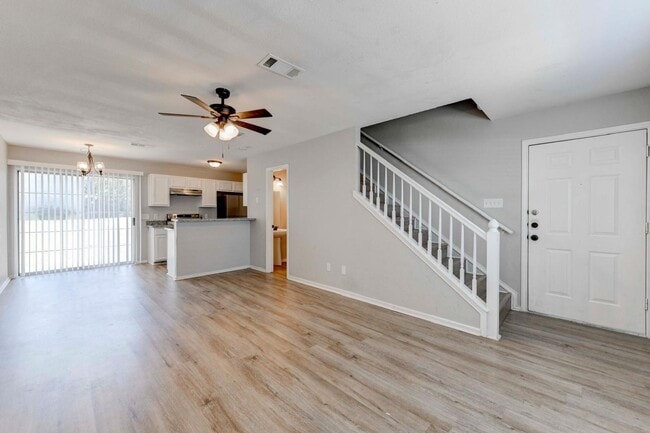 Photo - COMING SOON !