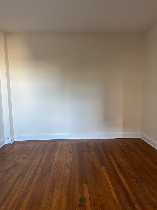 Photo - 112 Locust Ave Unit 2O