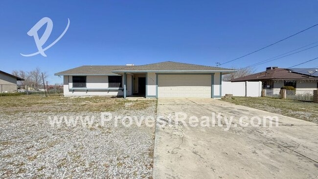 Building Photo - 17820 Manzanita St