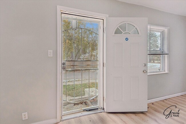 Photo - $1300 3 bedroom bungalow