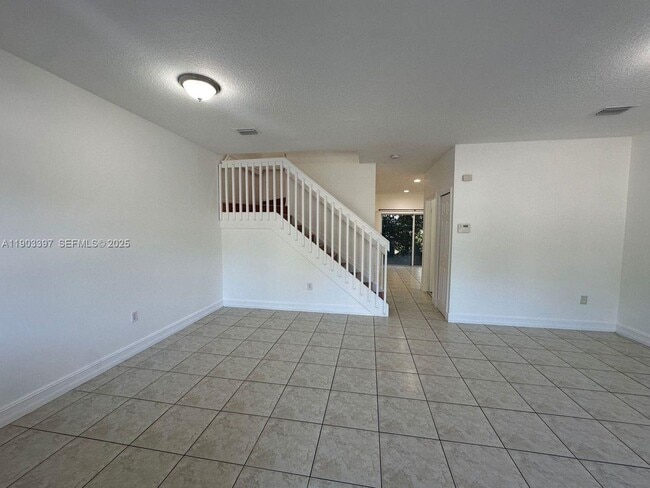 Photo - 1712 SE 31st Ct