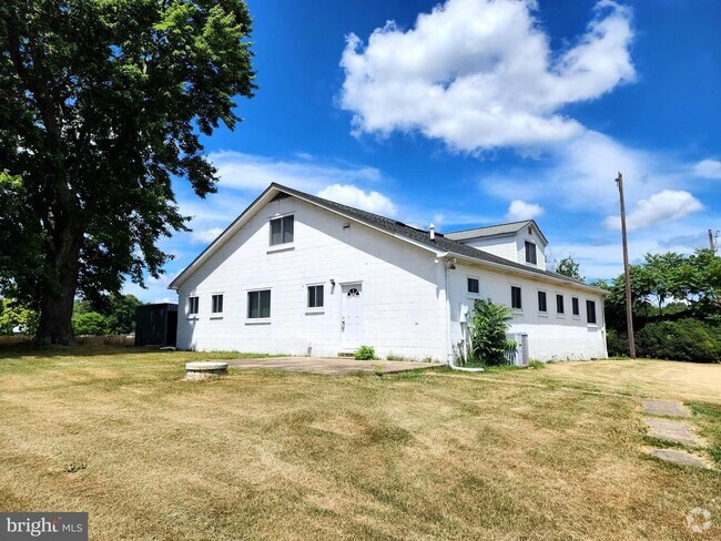 Building Photo - 14352 Ridge Rd Rental