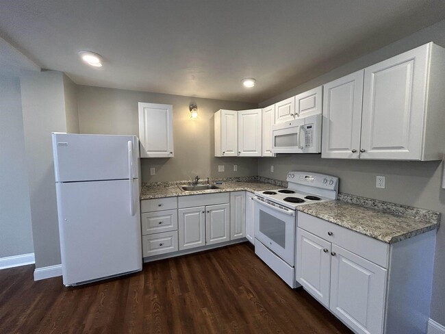76 Main St Unit C