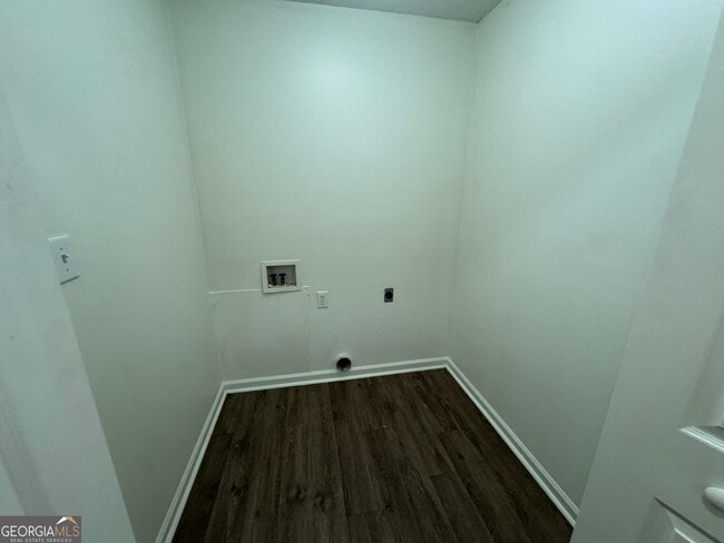 1403 Claxton Dairy Rd Unit B