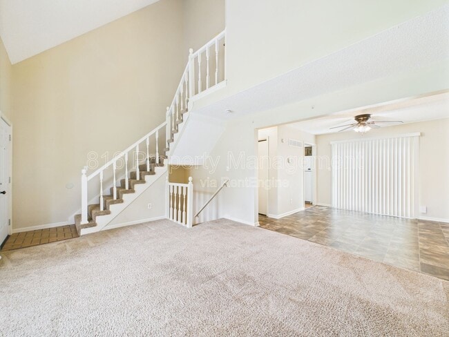 Photo - 166 SW Robin Rd