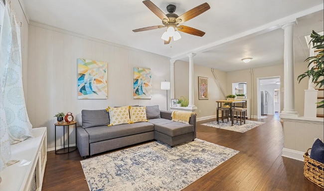 Photo - 108 Maple St