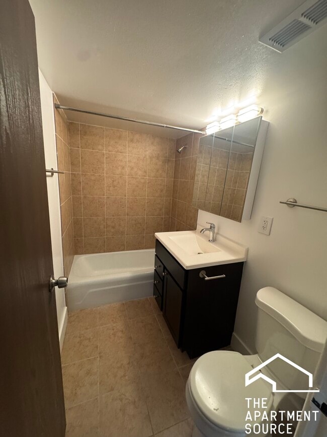 Photo - 525 N Quentin Rd Unit 107