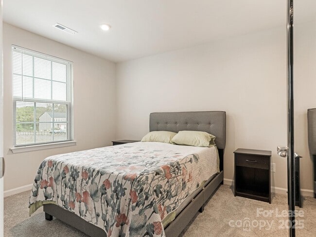 Photo - 1409 May Apple Dr