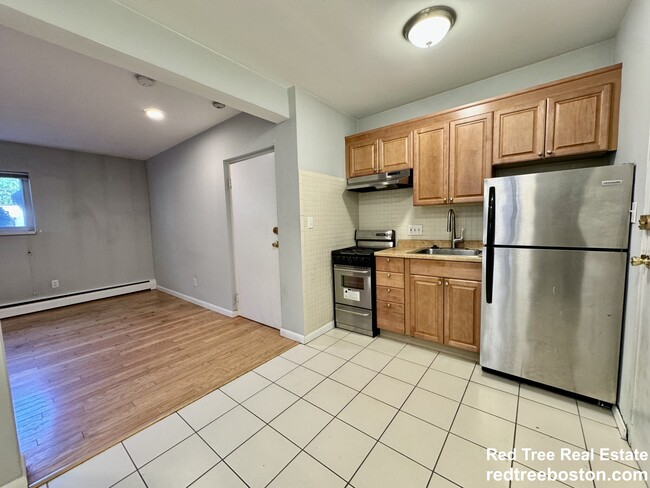 Photo - 412 Langley Rd Unit 2