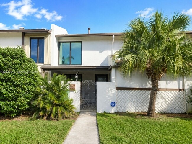 Building Photo - 6521 SW 114th Ave
