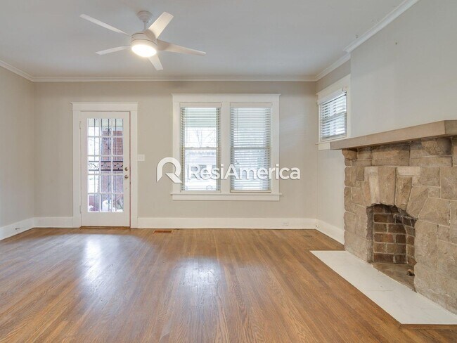 Photo - Gorgeously Renovated 3BR/2B Midtown Beauty!!