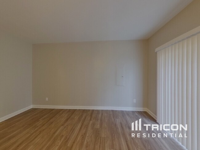 Photo - 509 Underhill Ln