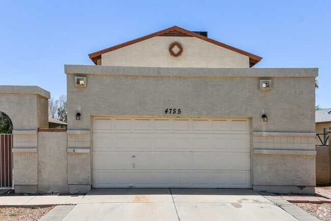 Building Photo - 4755 W Wahalla Ln Rental