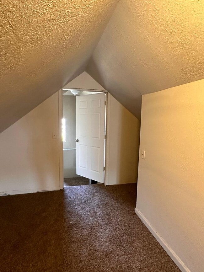 Photo - 4 bedroom 2 bath