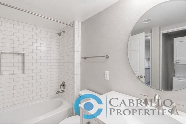 Photo - 1435 India St Unit #408