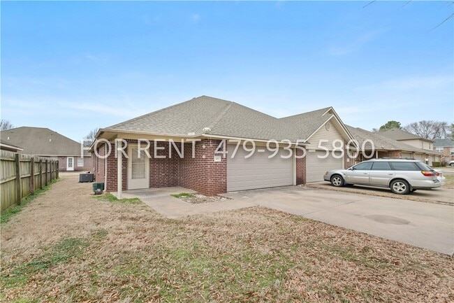 Photo - 1669 Evening Shade Dr
