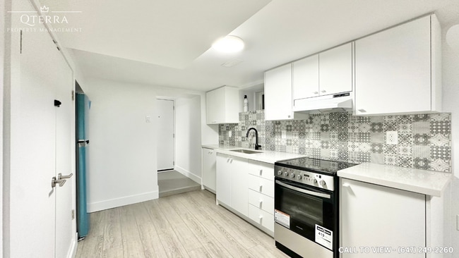 Photo - 99 Mackay Av