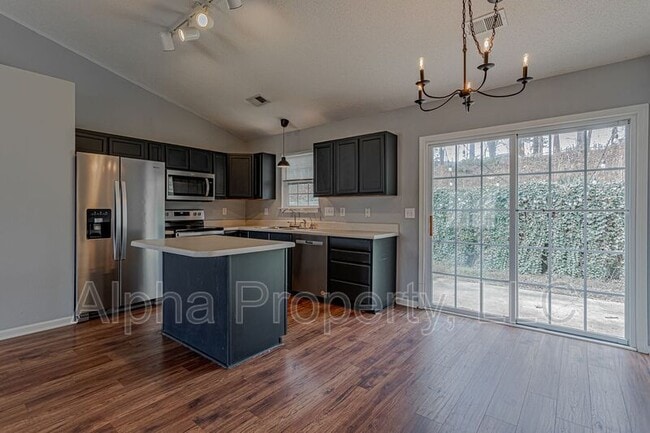 Photo - 1901 Country Apple Ct