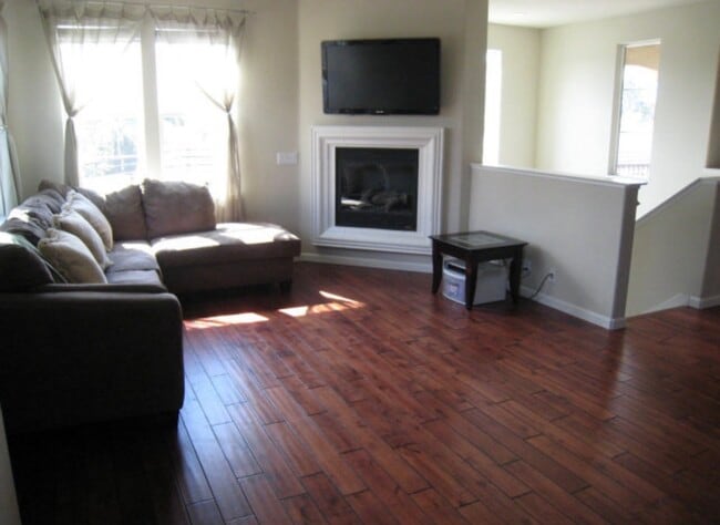 Photo - 2095 Samaritan Dr