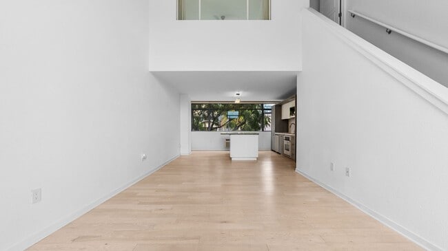 Photo - Beautiful 2Br/2Ba Townhome In Little Italy With Views Of The Bay! 3D Tour Link in Description Below!