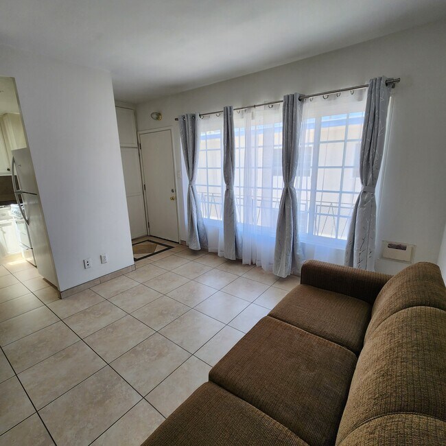 Photo - 2717 Orchard Ave