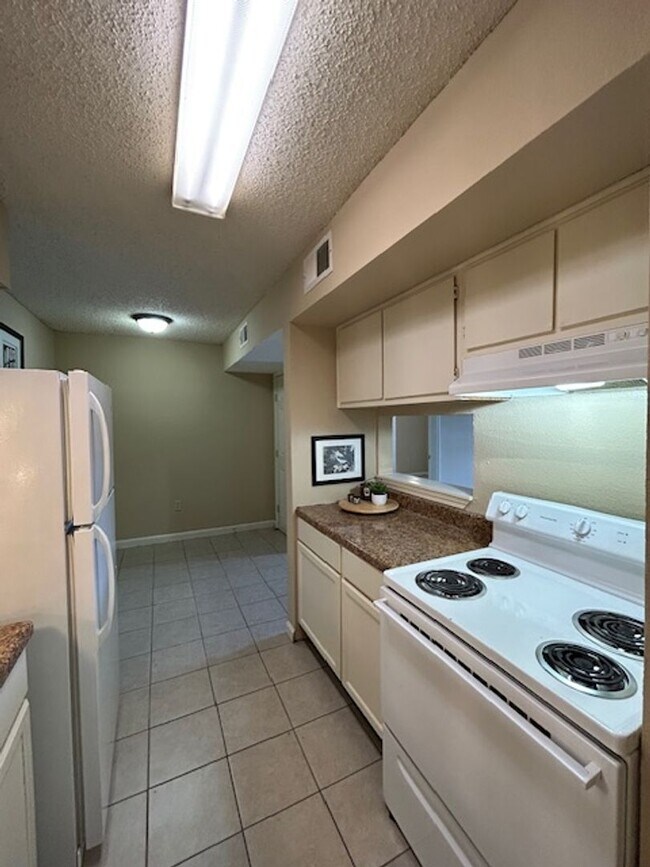 843 Hammond Manor Dr Unit 843B