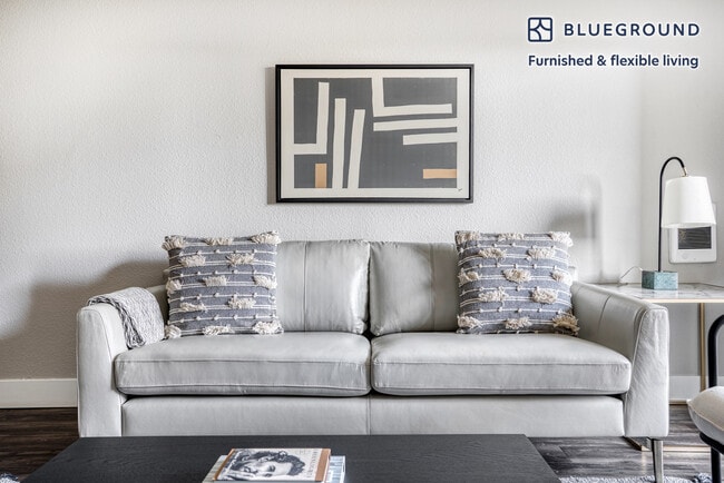 Photo - 766 Edgewater Blvd Unidad FL2-ID765