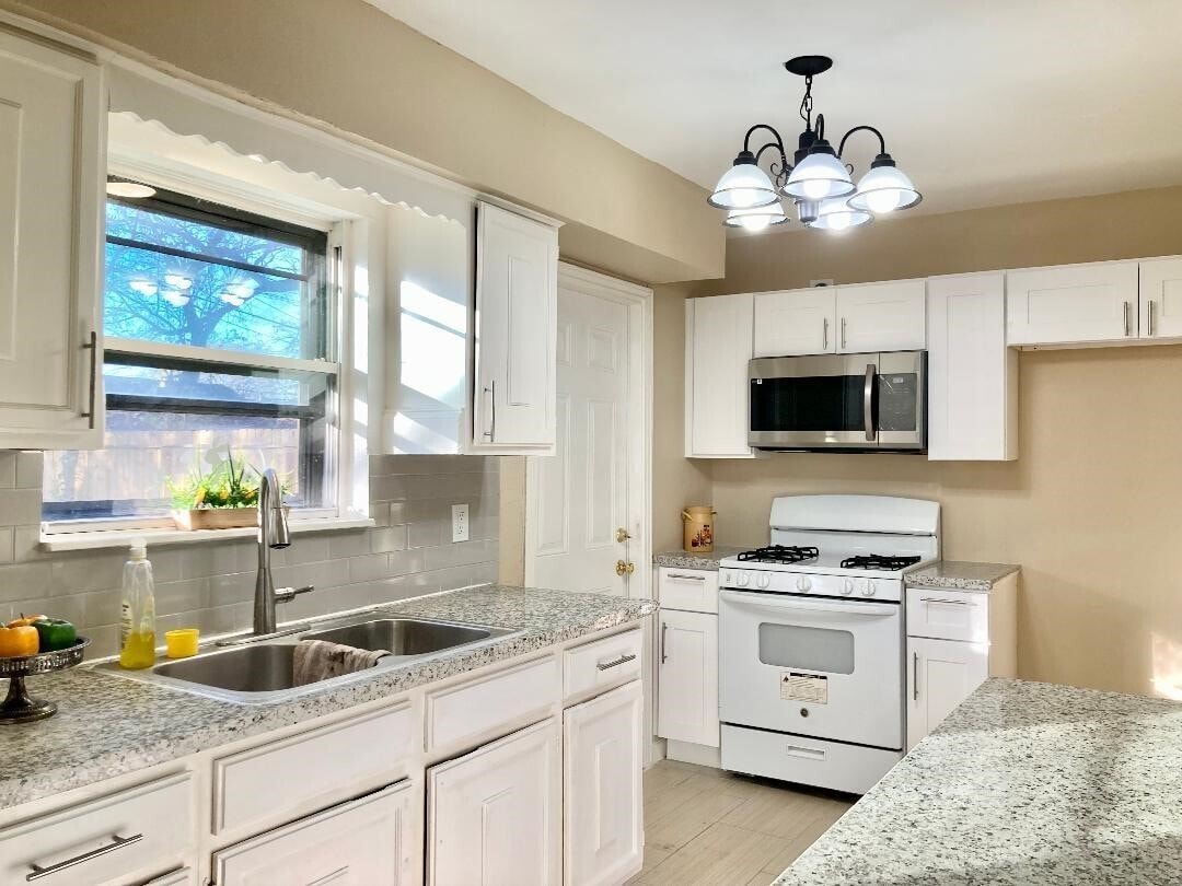 Photo - 6834 Driftwood St