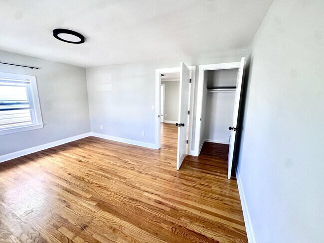 196 McWhorter St Unit 2