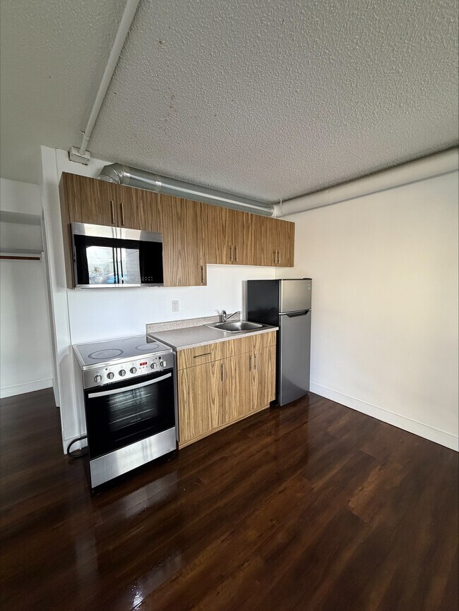 Photo - 1500 Dogwood St