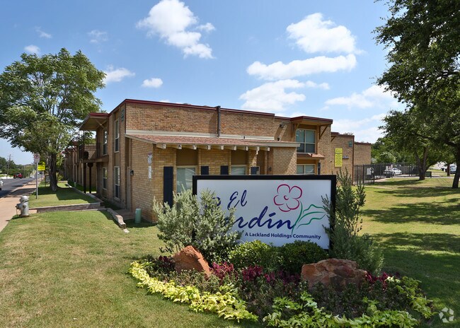 El Jardin Apartments