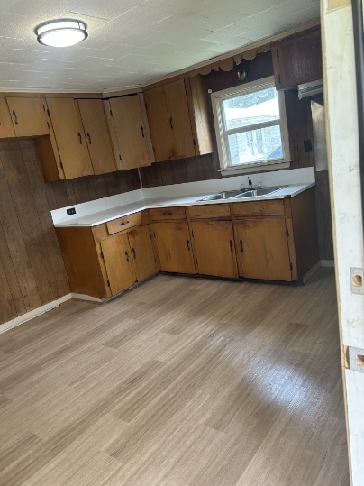 Photo - 1010 Louisa Ave