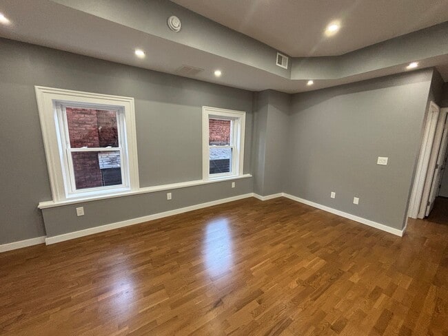 Building Photo - 171 Remsen St Unit 2R