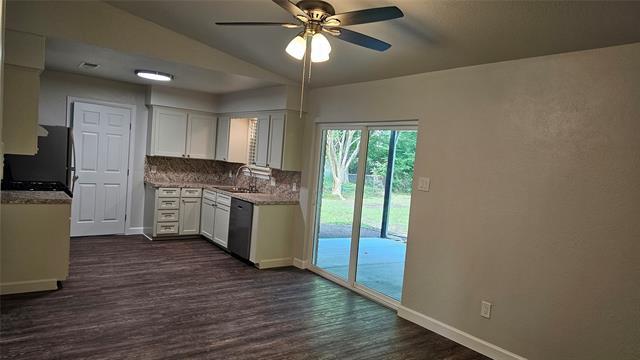 102 Cherokee Ct