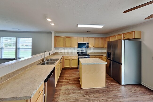 Photo - 322 Stewart Springs Dr