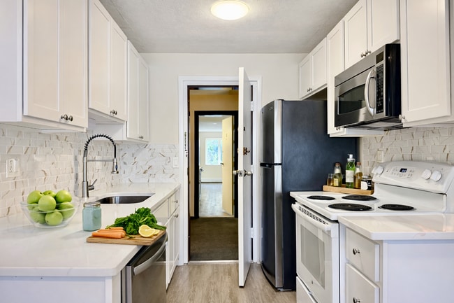 Photo - 21 Greenwood St Unit 10