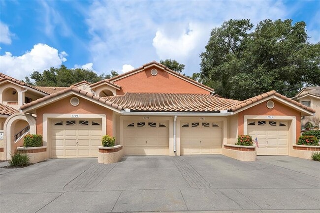 Building Photo - 7711 Sugar Bend Dr Rental