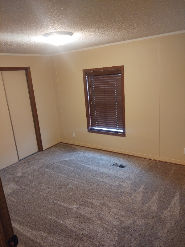 Photo - 911 West Ave