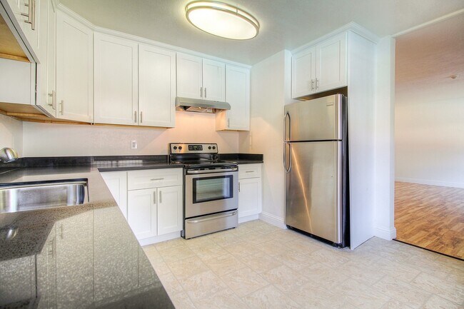 6233 Montecito Blvd Unit 17